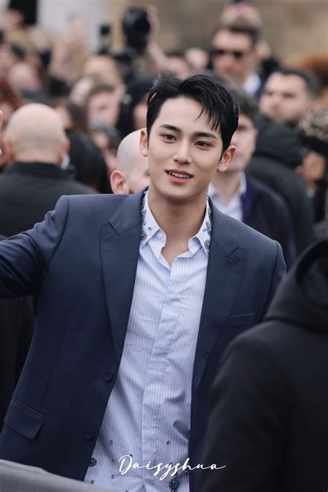 mingyu Dior show